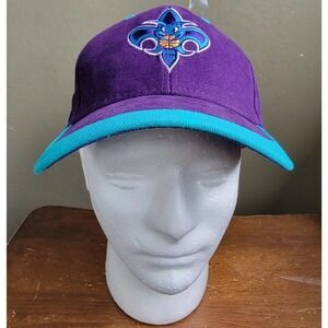 EUC NBA Elevation New‎ Orleans Hornets NBA Strapback Hat Cap Purple Teal